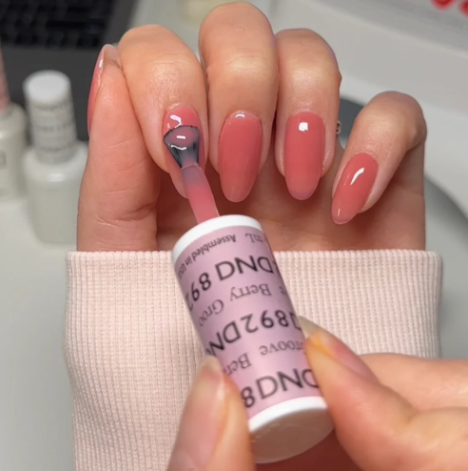 DND Berry Groove #892 – Berry Red Sheer Gel & Nail Polish Duo | DND DC Duo Set