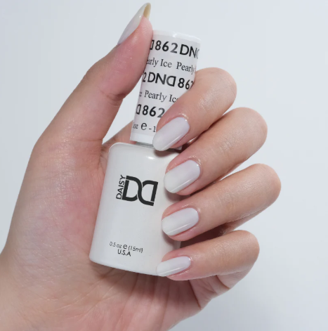 DND Pearly Ice #862 – Milky Sheer Gel Polish with Violet-Blue Hidden Shimmer