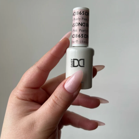 DND Pearly Pink #865 – Pearly Blush Sheer Pink Gel Polish