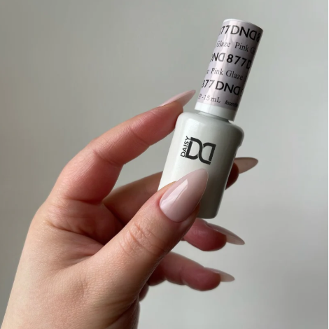 DND Pink Glaze #877 – Pale Pink Sheer Gel & Nail Polish Duo | DND DC Duo Set